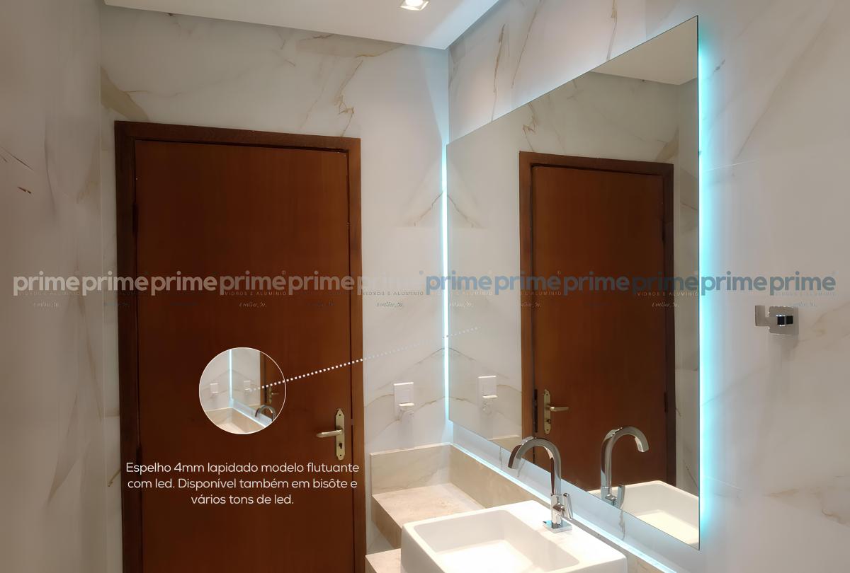 6 Espelho 4mm lapidado modelo flutuante  com led. Disponível também em bisôte e vários tons de led