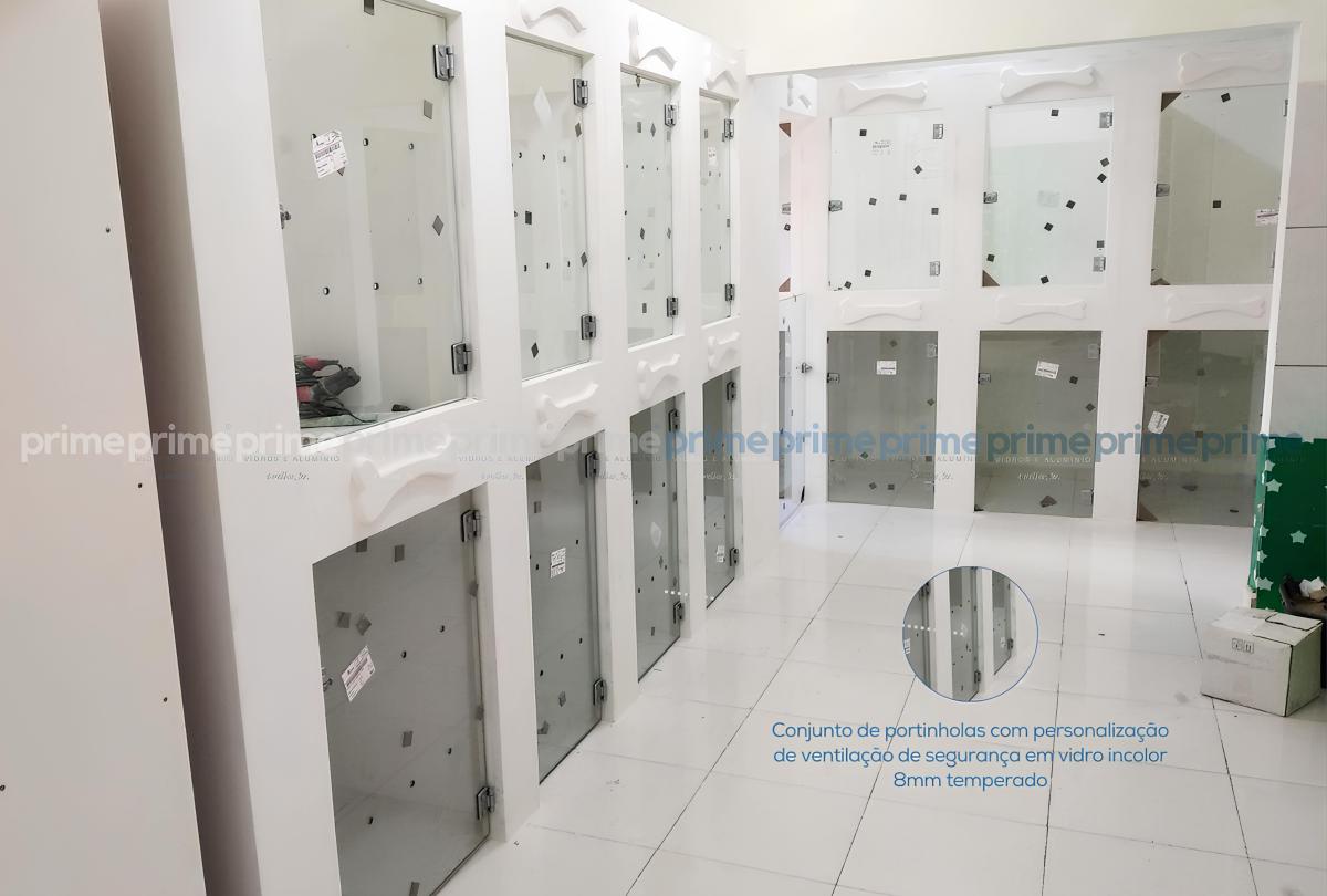 3 - Conjunto de portinholas com personalização  de ventilação de segurança emvidro incolor 08mm temperado